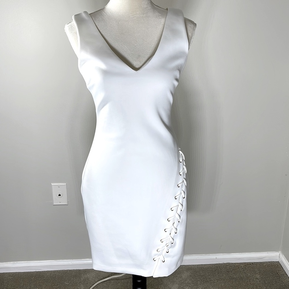 Evening Wear, Fitted Eloquent Dress, Size 6, Fully Lined